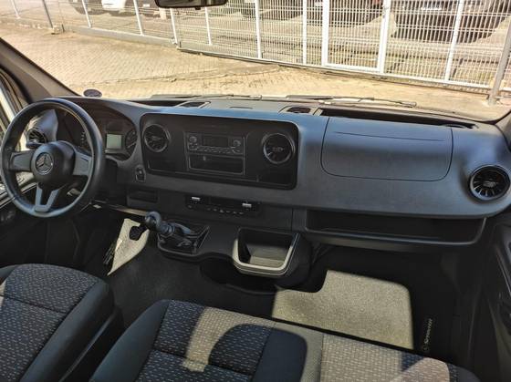 MERCEDES-BENZ SPRINTER 2.2 CDI DIESEL VAN 516 TA EXTRA LONGO 21L MANUAL